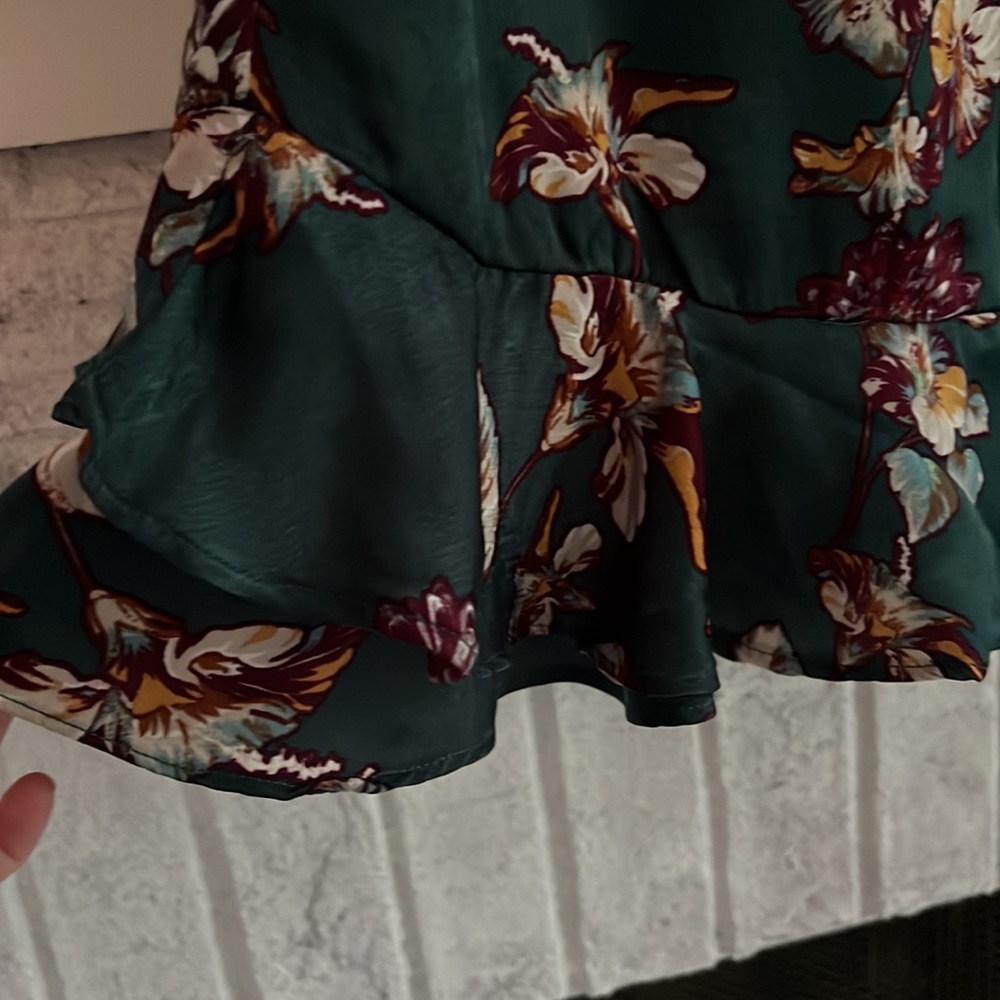 Floral skirt - Picture 3 of 7
